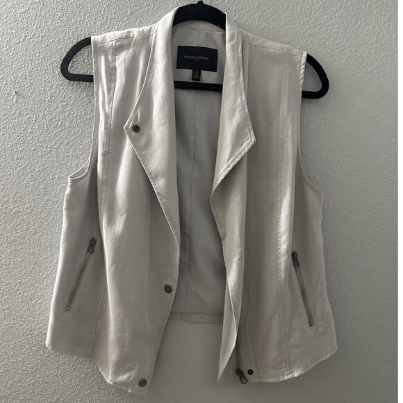 Banana Republic Women's Light Gray Sleeveless Drapey Vest Blazer Size 10P - Picture 4 of 10